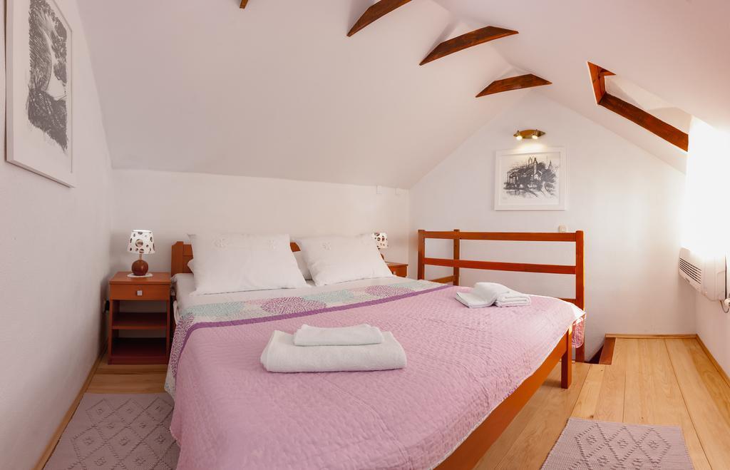 Holiday Home Vineyard House Бол Екстер'єр фото