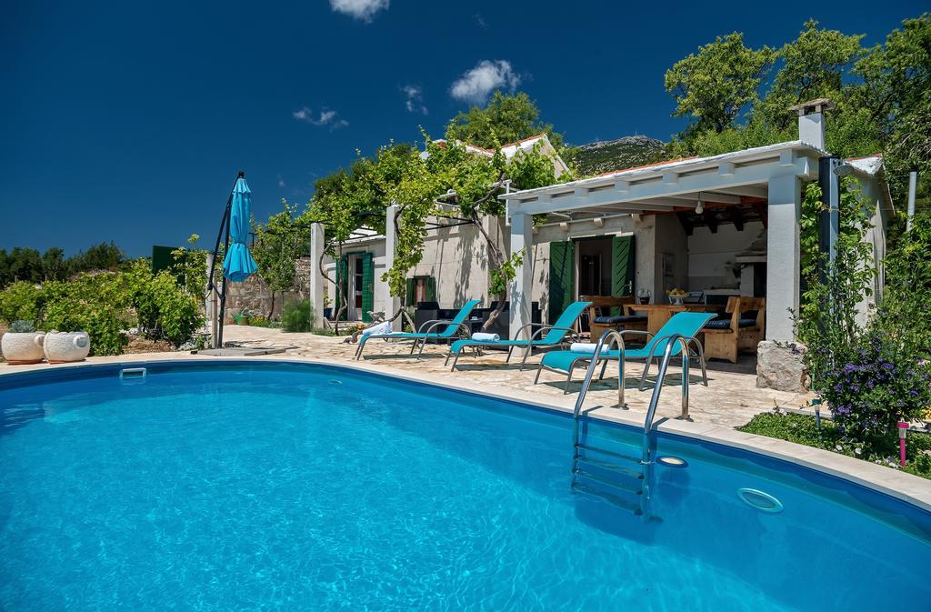 Holiday Home Vineyard House Бол Екстер'єр фото