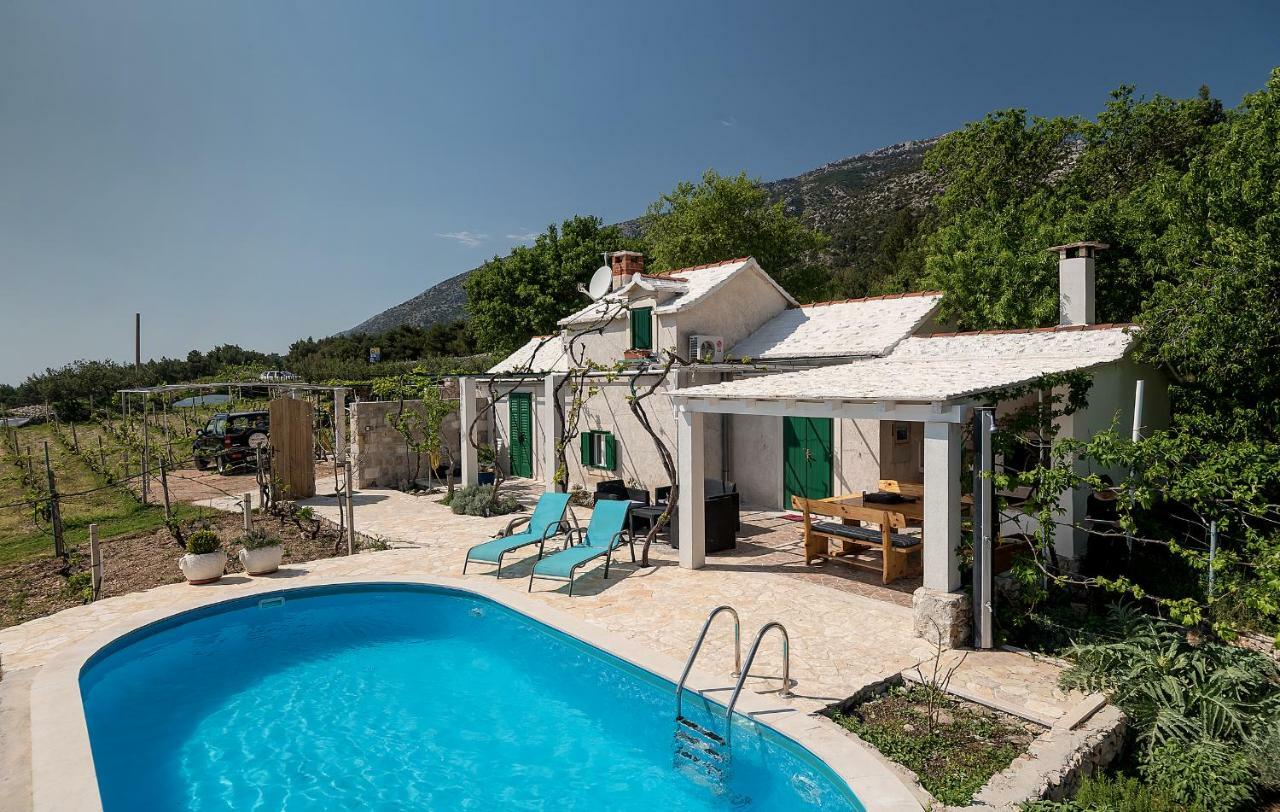 Holiday Home Vineyard House Бол Екстер'єр фото